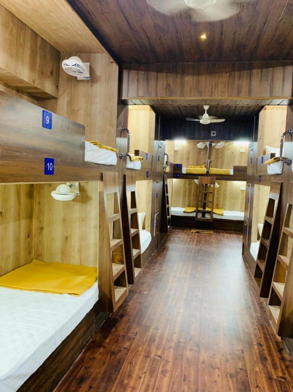 City Stay Deluxe Ac Dormitory Madgaon Exterior photo