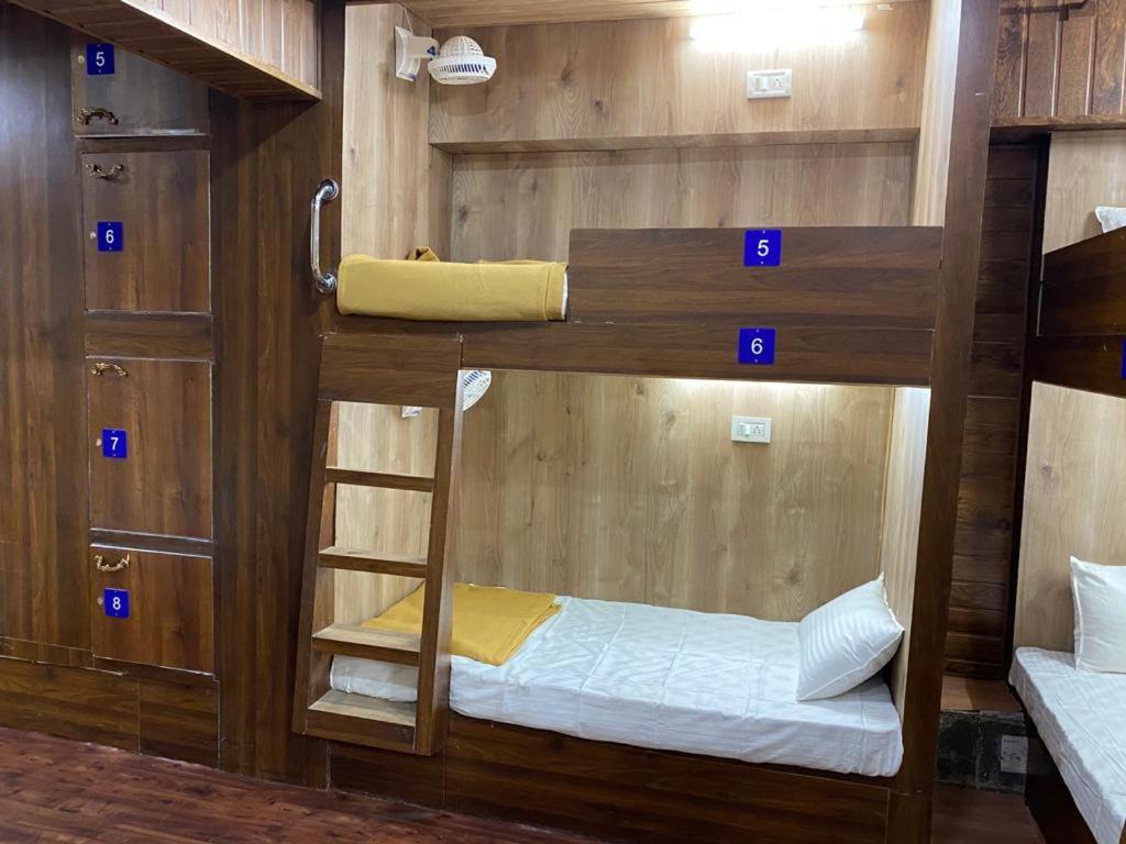 City Stay Deluxe Ac Dormitory Madgaon Exterior photo